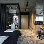 Stara-piekarnia 公寓式酒店 3*